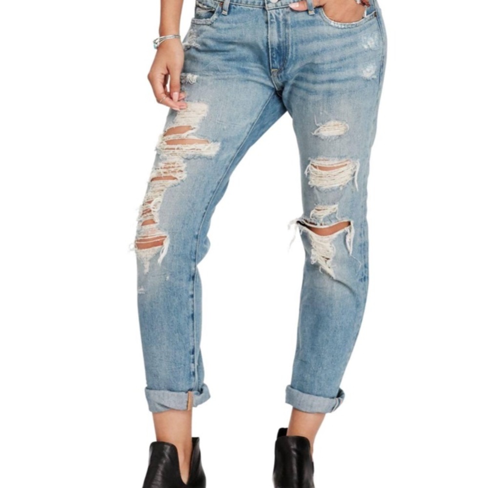 Ralph Lauren destroyed boyfriend jeans!